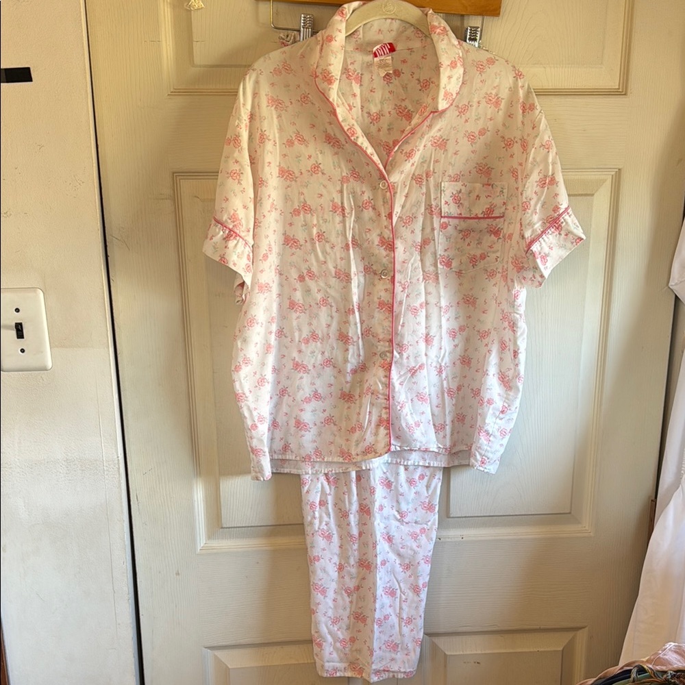 Vintage Floral Pink Pajama Set